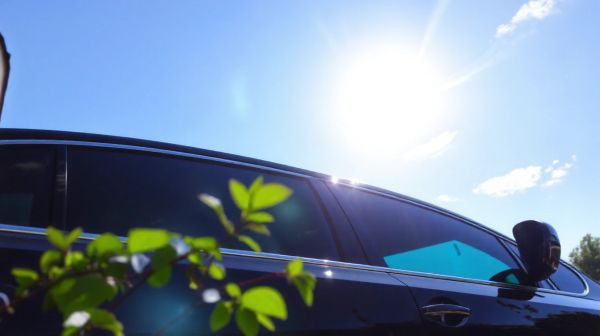 Les avantages des vitres teintées auto pour confort et sécurité